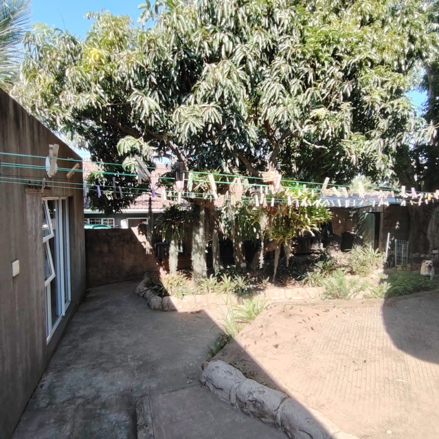 6 Bedroom Property for Sale in Haven Hills Eastern Cape
